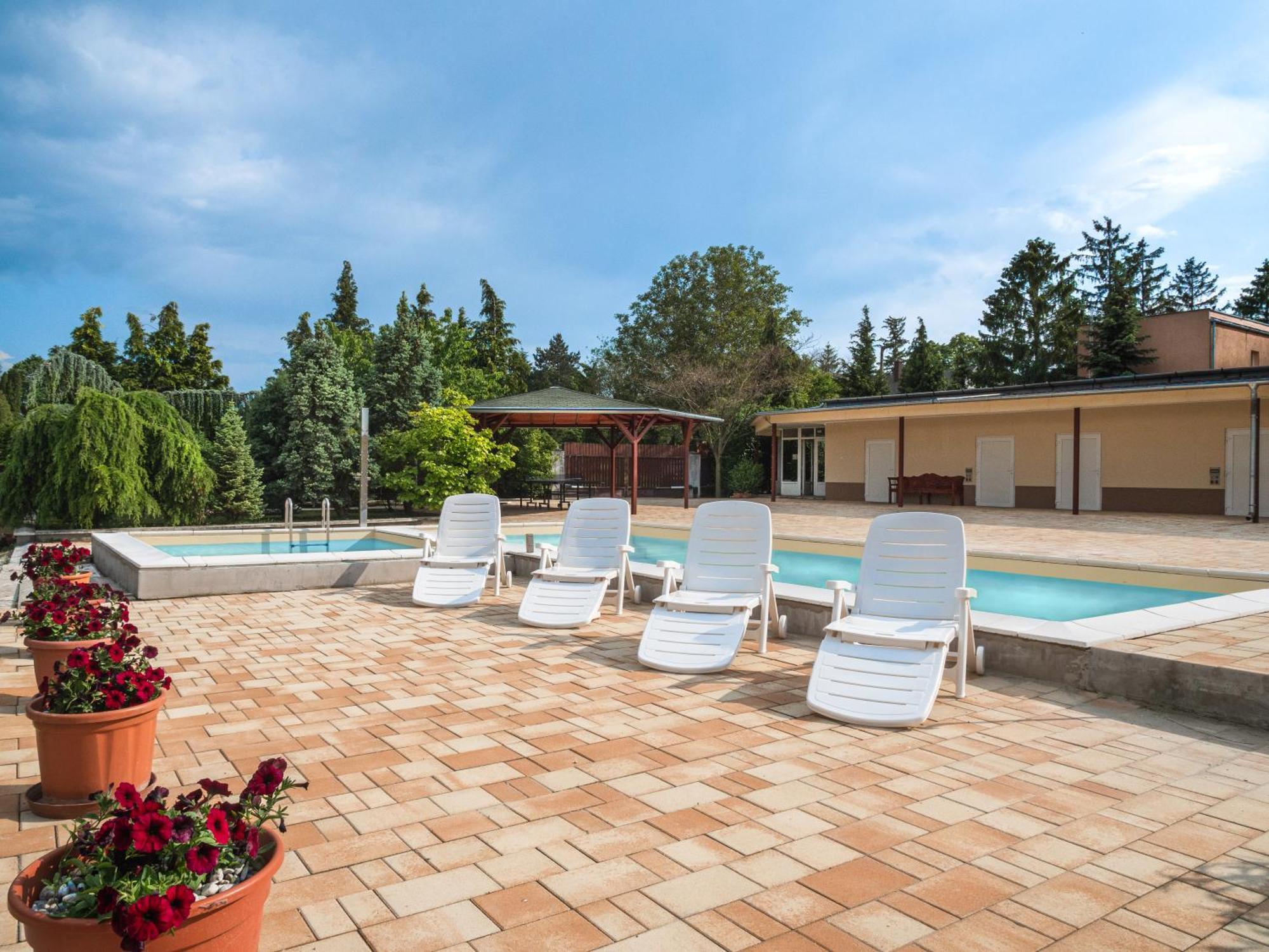 Frank Vendeghaz Hotel Veszpramvarsany Eksteriør billede